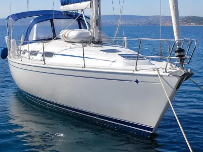 Bavaria 32