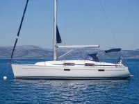 Bavaria 36 — side