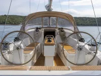 Bavaria 37 — detail