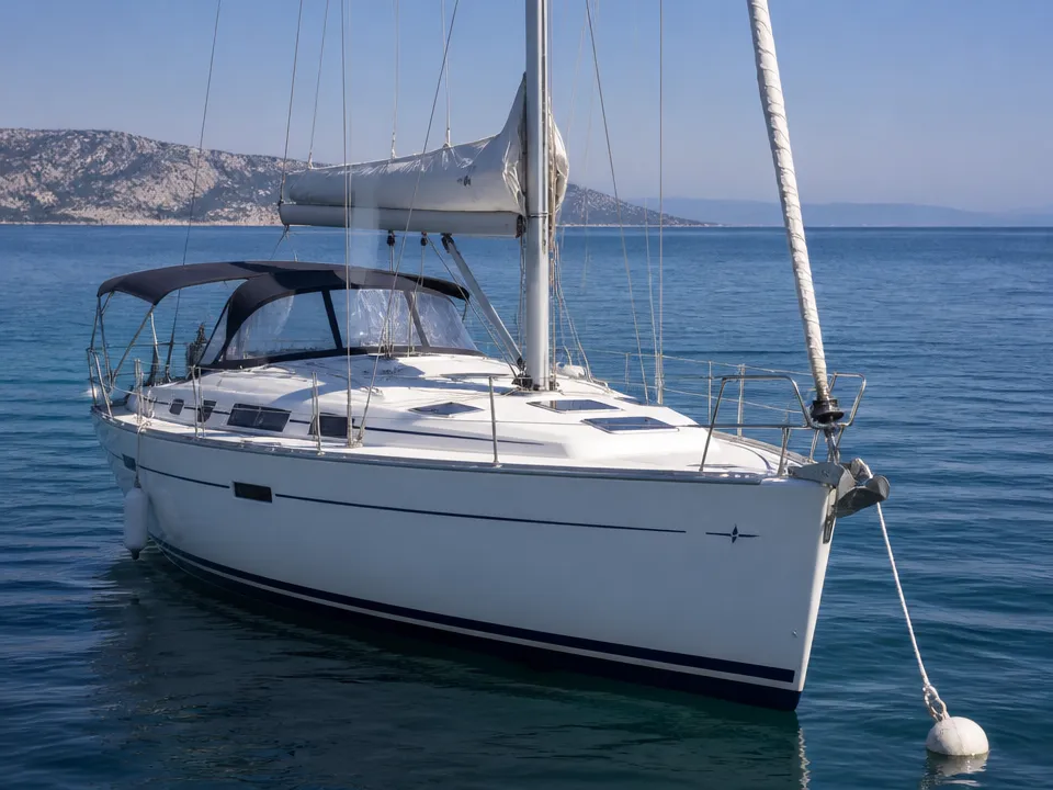 Bavaria 38