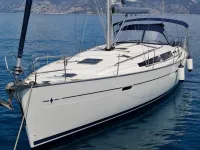 Bavaria 42 Cruiser — avant