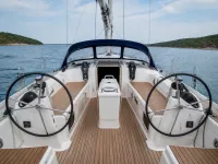 Bavaria 46 Cruiser — деталь