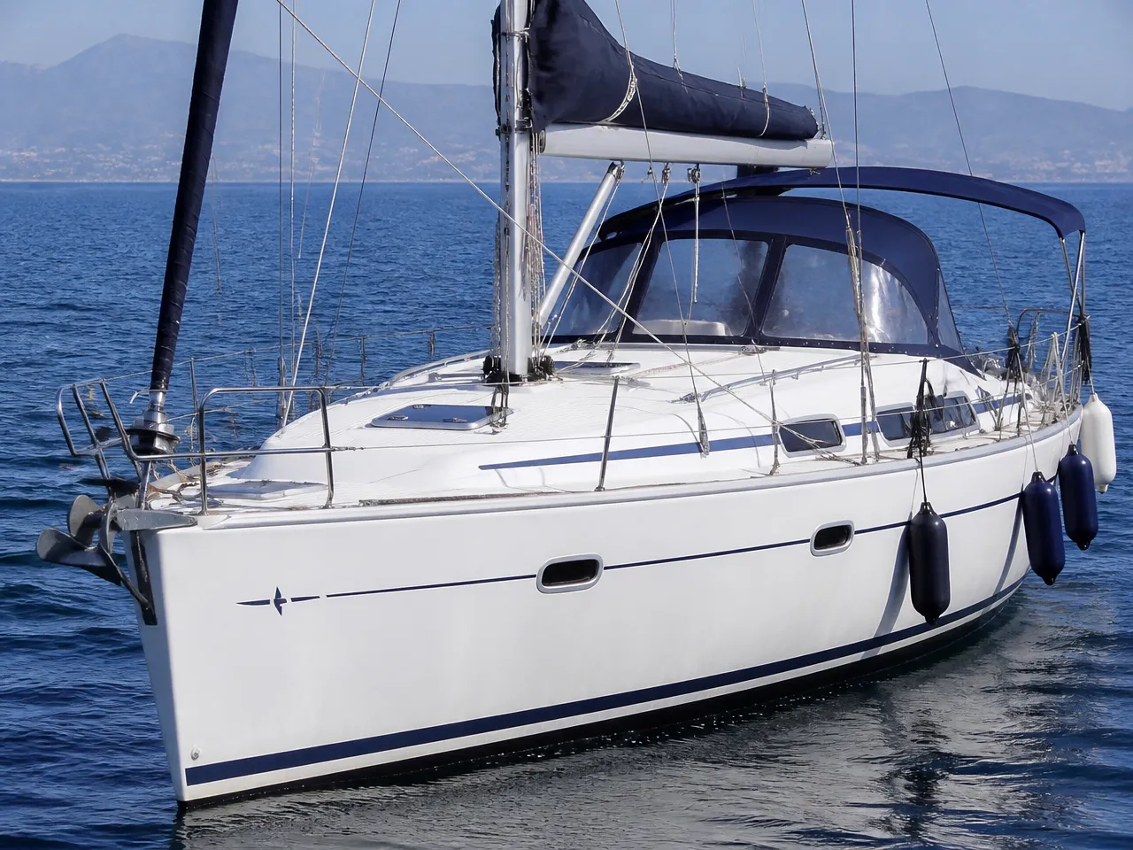 Bavaria 49 — anteriore