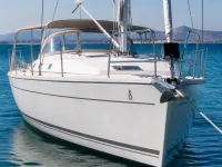 Beneteau Cyclades 43.4 — front