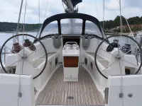 Beneteau Oceanis 393 Clipper — Detail