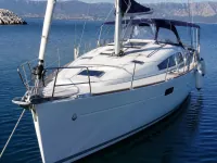 Beneteau Oceanis 40 — vorn