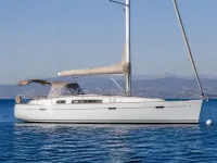Beneteau Oceanis 40 — seitlich