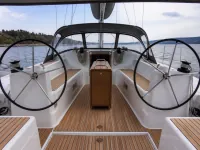 Beneteau Oceanis 40 — Detail