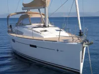 Jeanneau Sun Odyssey 409 — frontal