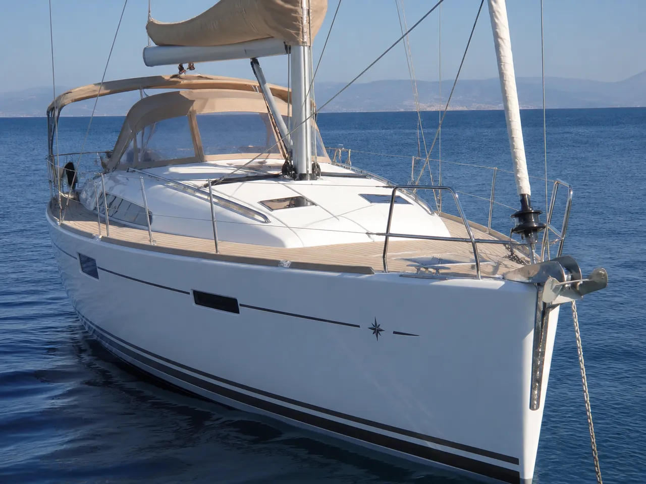 Jeanneau Sun Odyssey 409 — frontal