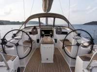 Jeanneau Sun Odyssey 409 — detalle