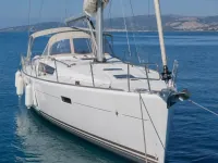 Jeanneau Sun Odyssey 44i — vorn
