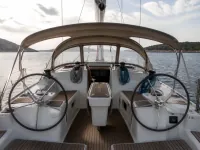 Jeanneau Sun Odyssey 44i — Detail