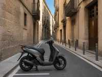 Honda Vision 50 — laterale