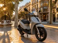 Piaggio Liberty 125 — front