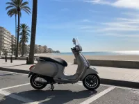 Vespa GTS 310 — lateral