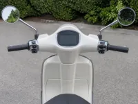 Vespa Primavera 50 — detalhe