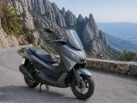 Yamaha NMAX 125 — anteriore