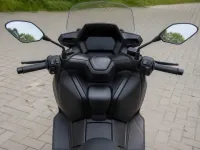 Yamaha XMAX 300 — Detail