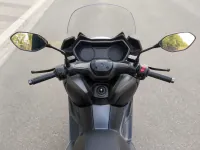 Yamaha XMAX 400 — Detail