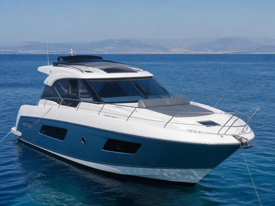 Allure 38