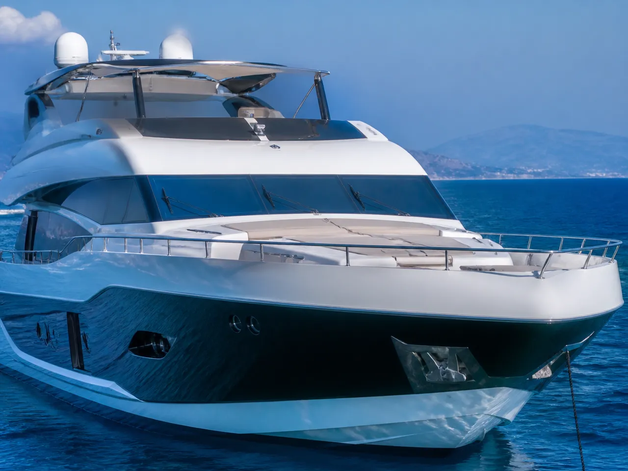 Astondoa 82 GLX — frente