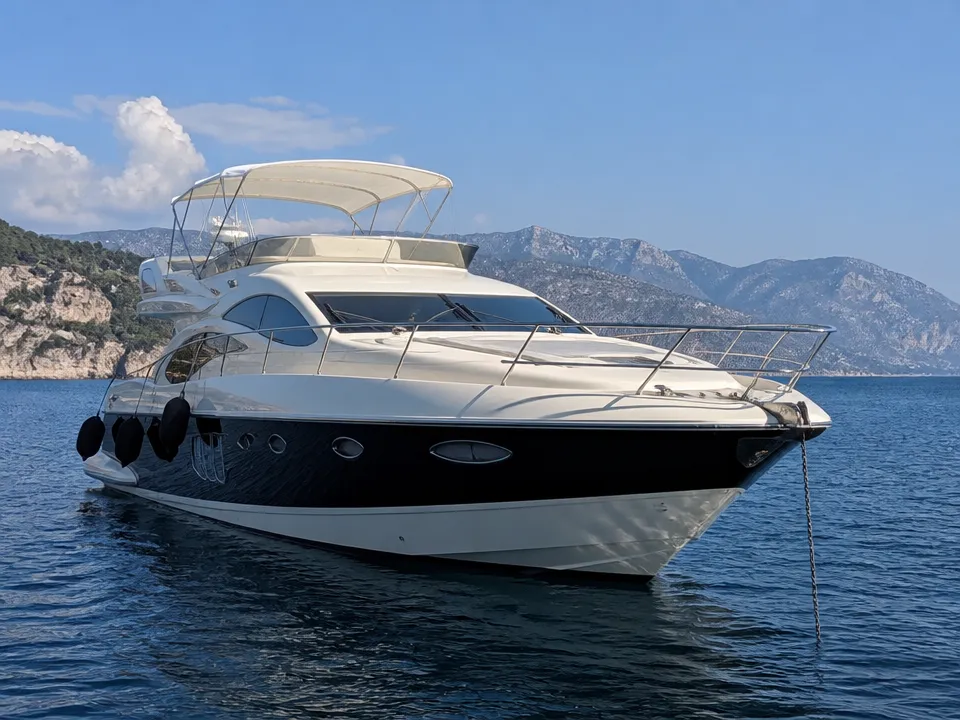 Azimut 46
