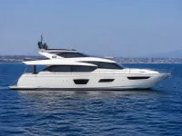 Falcon 80 — laterale