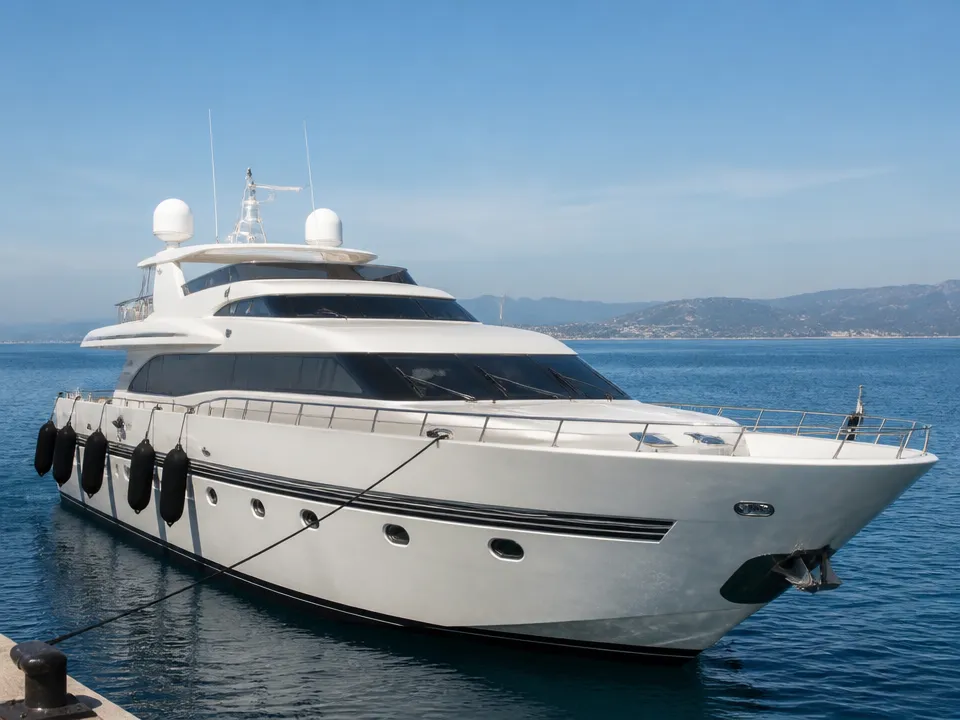 Maiora 24