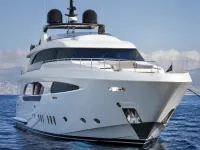 Maiora 28M — vorn
