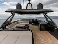 Maiora 28M — Detail