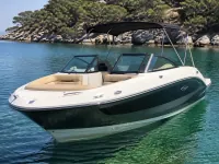 Bayliner VR6 — спереди