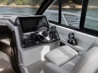 Beneteau Antares 8 OB — Detail