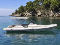 Capelli Tempest 750 Luxe — side