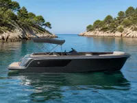 Maxima Boats 740 — seitlich