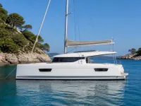 Fountaine Pajot Lipari 41 — side