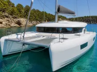 Lagoon 40 — avant