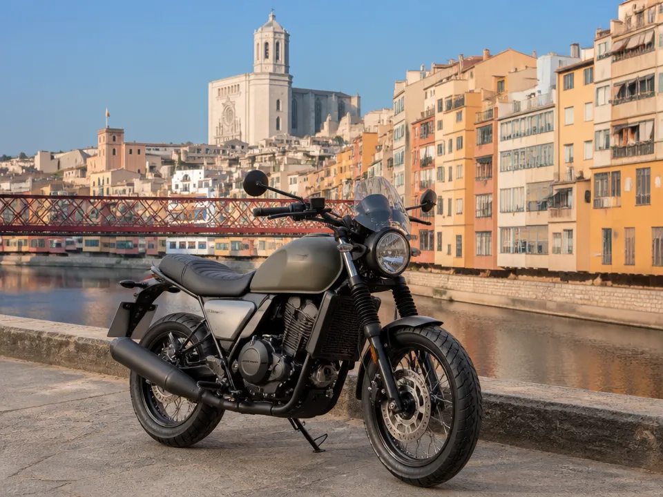 Brixton Cromwell 125