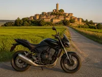 Honda CB 600 F Hornet — сбоку