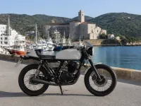 Yamaha SR 125 Café racer — side