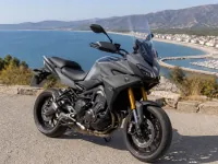 Yamaha Tracer 900 GT — vorn