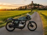Yamaha XS400 Café racer — seitlich