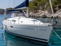Beneteau Oceanis 331 — vorn