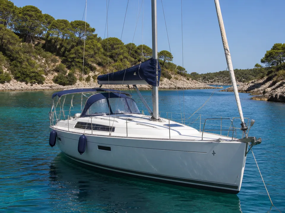 Beneteau Oceanis 37