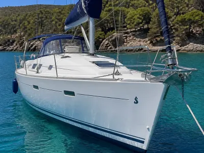 Beneteau Oceanis 373