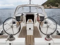 Beneteau Oceanis 38 — détail