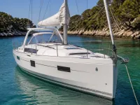 Beneteau Oceanis 41.1 — avant