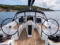 Dufour 430 Grand Large — detail