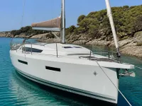 Jeanneau Sun Odyssey 380 — vorn