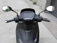 Piaggio Beverly 300 — detail